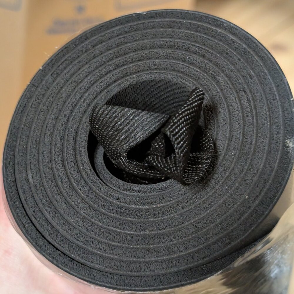 2 Yoga Mats - Picture 2 of 2